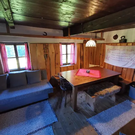 Schnaitstadl-alm Selbstversorgerhuette