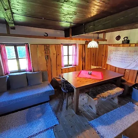 Schnaitstadl-alm Selbstversorgerhuette Chalet